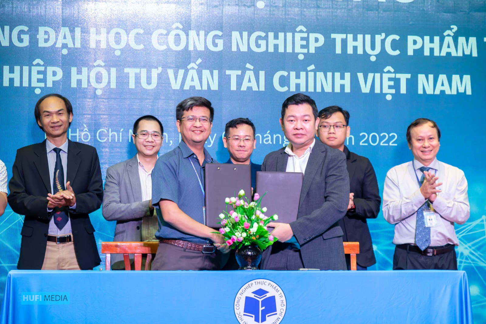 Tọa đàm Khởi nghiệp trên nền tảng số và ký kết hợp tác cùng doanh nghiệp