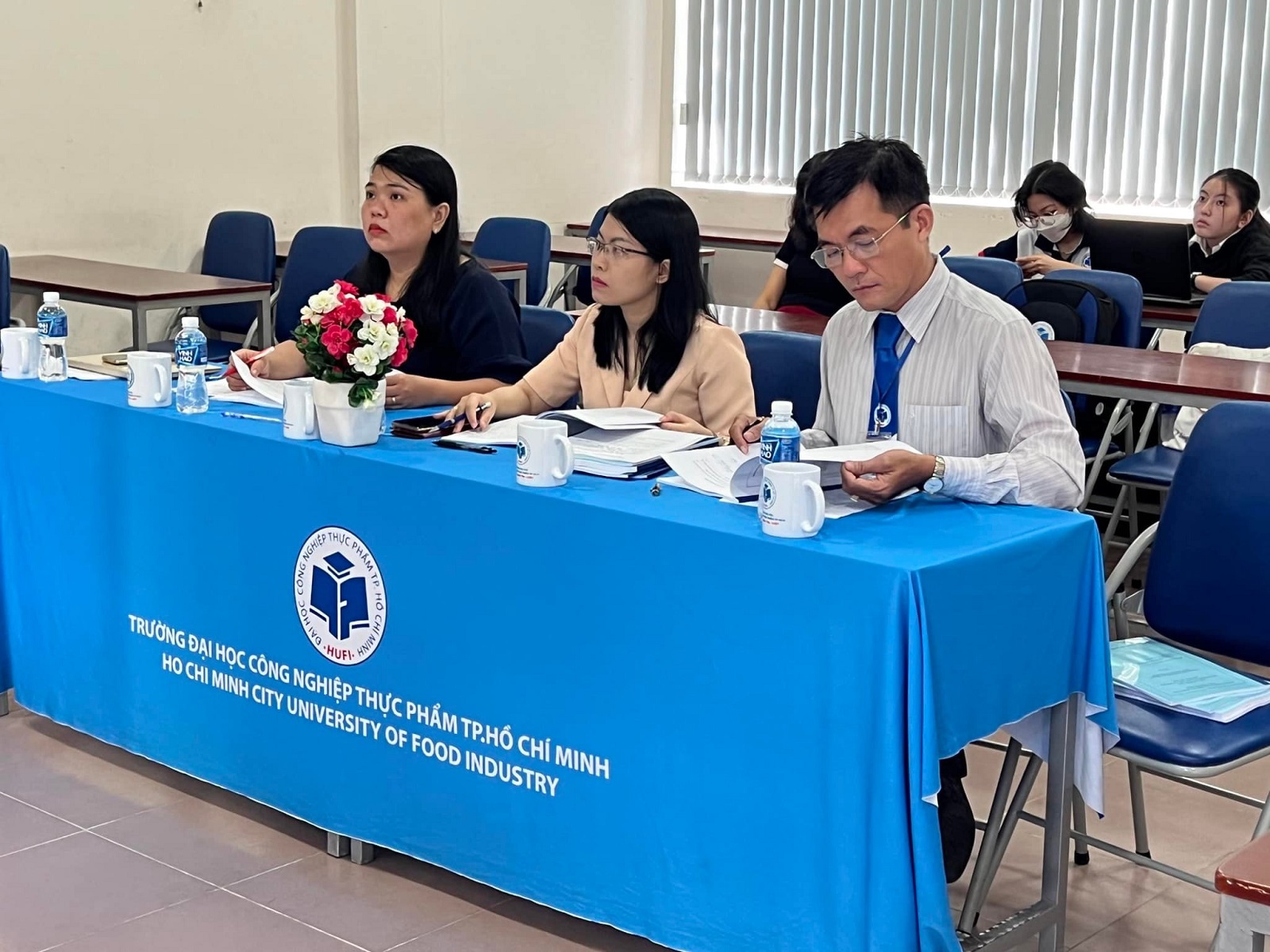 Kế hoạch đề xuất đề tài nghiên cứu khoa học sinh viên cấp trường khoa Chính trị - Luật năm 2023