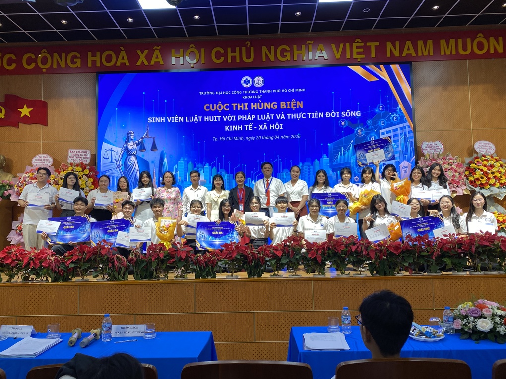 Cuộc thi "Sinh viên luật HUIT với pháp luật và thực tiễn đời sống kinh tế - xã hội" – Sân chơi trí tuệ, bản lĩnh và sáng tạo dành cho sinh viên