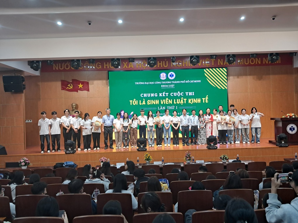 Chung kết cuộc thi “Tôi là sinh viên Luật Kinh tế”