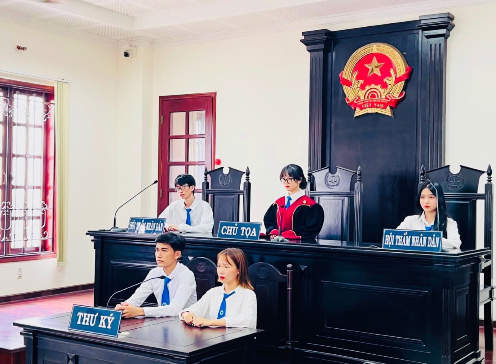 Khám phá ngành Luật: Kiến thức, cơ hội nghề nghiệp, tương lai