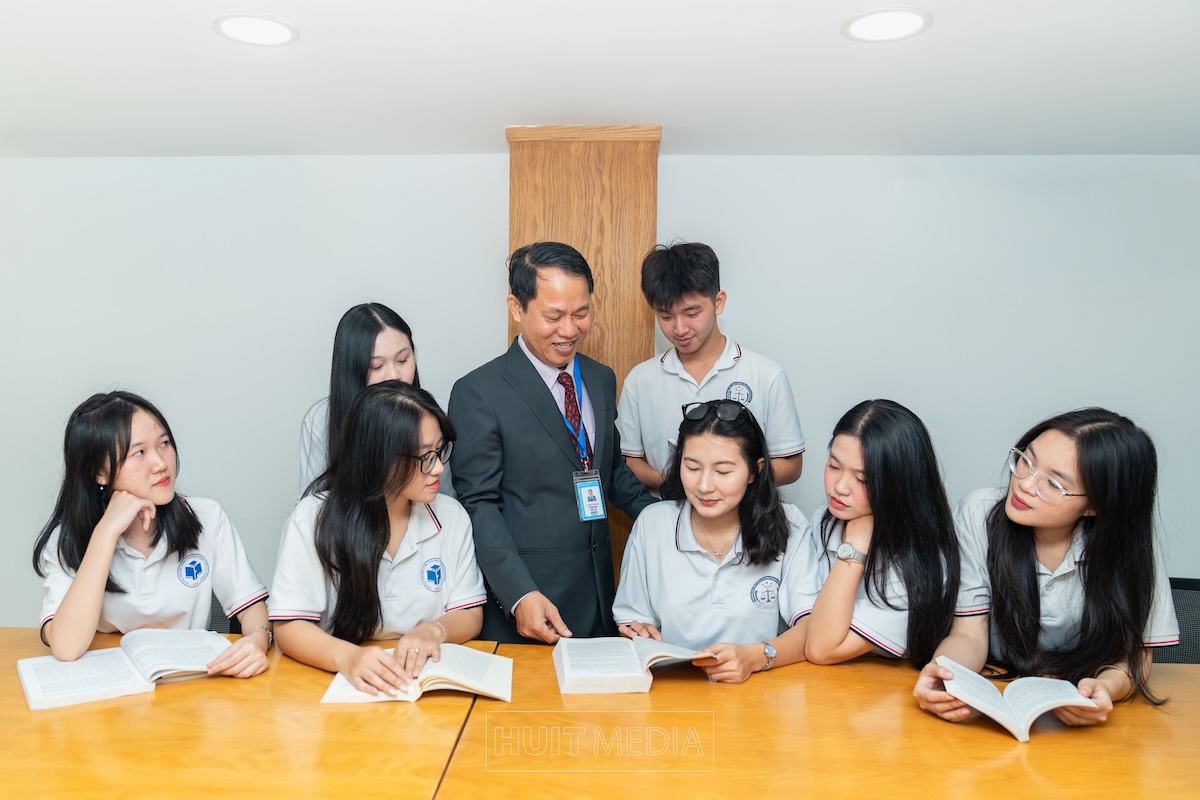TEACHERS AND STUDENTSt 2
