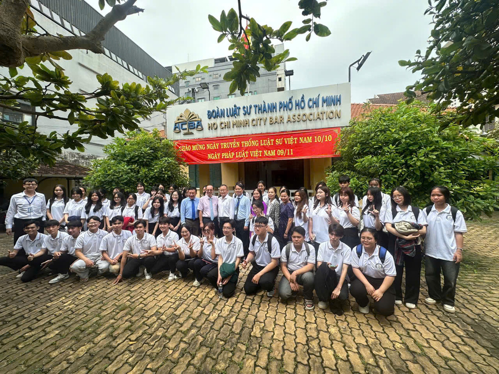 GIAO LƯU GIỮA KHOA LUẬT HUIT VÀ ĐOÀN LUẬT SƯ TP. HỒ CHÍ MINH – CẦU NỐI TRI THỨC VÀ ĐỊNH HƯỚNG NGHỀ NGHIỆP