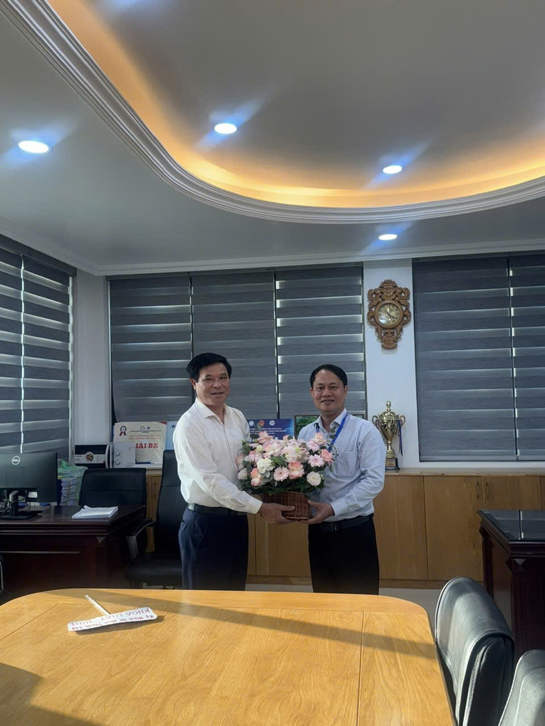 Chúc mừng tân Trưởng ngành Sau đại học, ngành Luật Kinh tế - Khoa Luật HUIT 