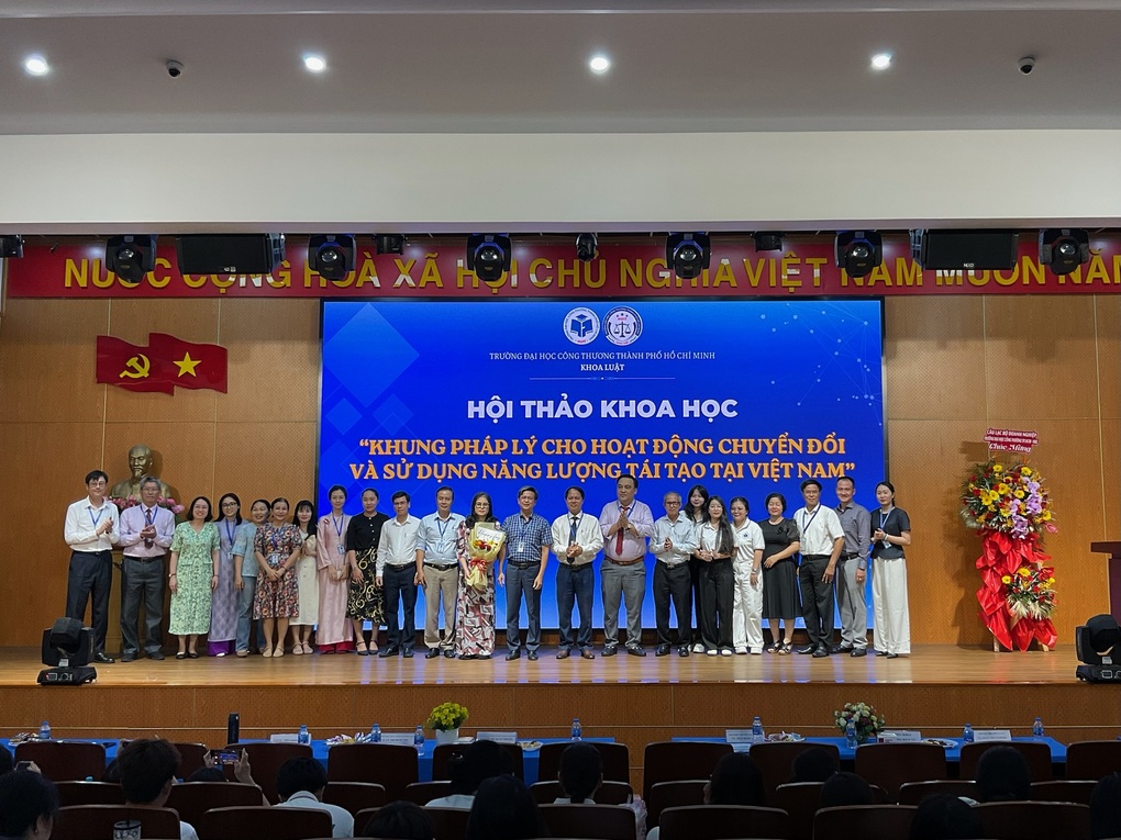 Hội thảo khoa học: “Khung pháp lý cho hoạt động chuyển đổi và sử dụng năng lượng tái tạo tại Việt Nam” 