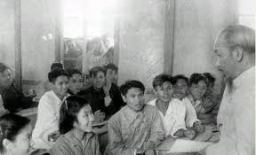 MỘT SỐ GIẢI PHÁP NÂNG CAO HIỆU QUẢ GIÁO DỤC CHỦ NGHĨA YÊU NƯỚC CHO SINH VIÊN TRƯỜNG ĐẠI HỌC CÔNG NGHIỆP THỰC PHẨM THÀNH PHỐ HỒ CHÍ MINH TRONG GIAI ĐOẠN HIỆN NAY
